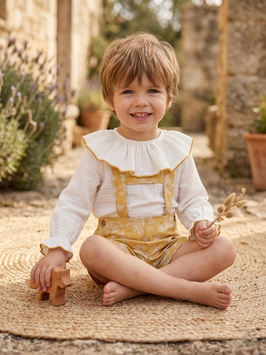 Camisa con cuello detalle mostaza